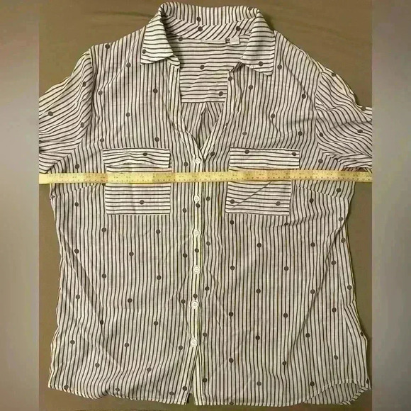 New York & Company Women’s Sheer Stripe Polka Dot Blouse Mauve Size XL - Picture 4 of 9